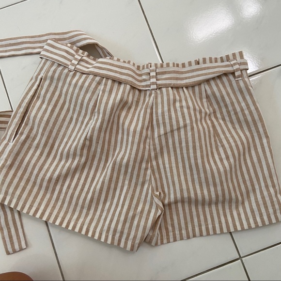 Ribbon Tie Shorts - Picture 3 of 4